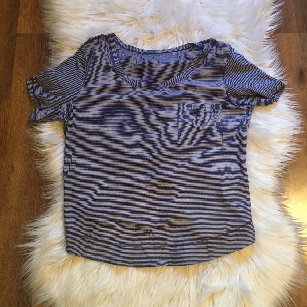 Lululemon Crop Tee